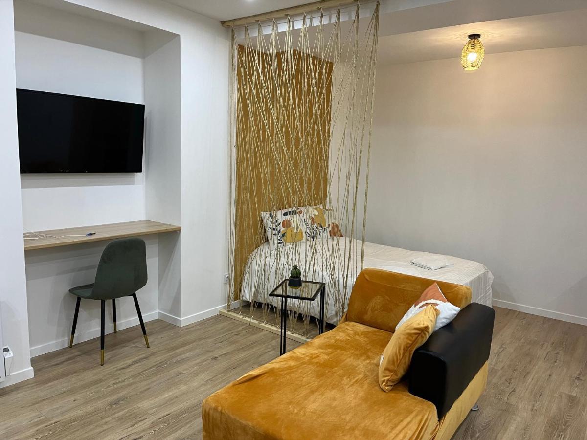 Appartement Luxe Jaune Saint-Etienne  Exterior foto