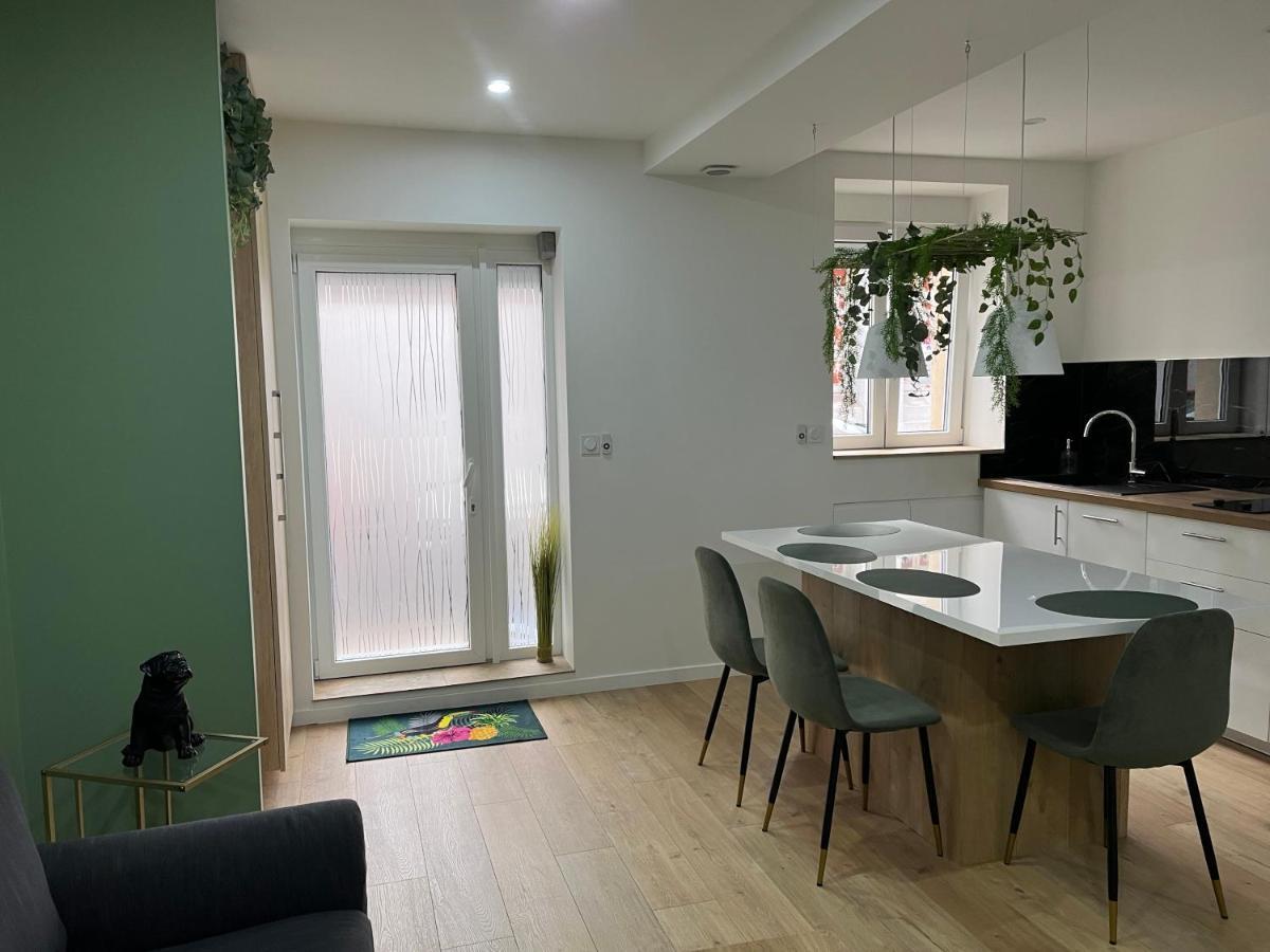Appartement Luxe Jaune Saint-Etienne  Exterior foto