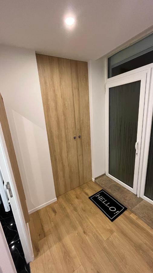 Appartement Luxe Jaune Saint-Etienne  Exterior foto